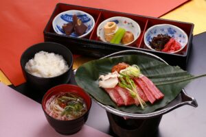 Hobamiso with grilled hida beef set meal