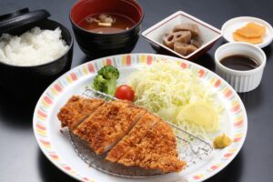 飛騨ロースカツ定食