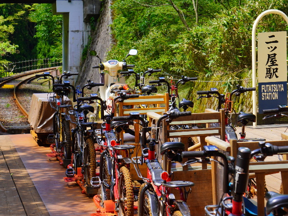 レールマウンテンバイクGattan Go!! 　渓谷コース　12:40発　【E】